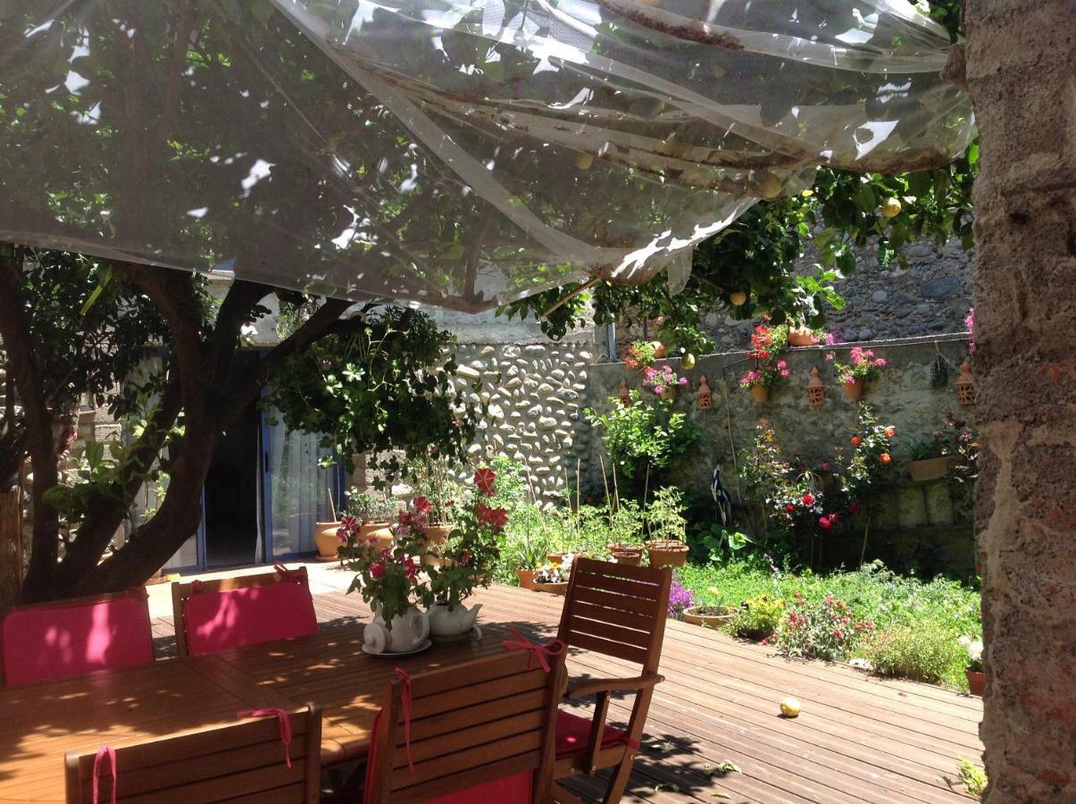 Casa Mia Bed and Breakfast Nefiach Buitenkant foto